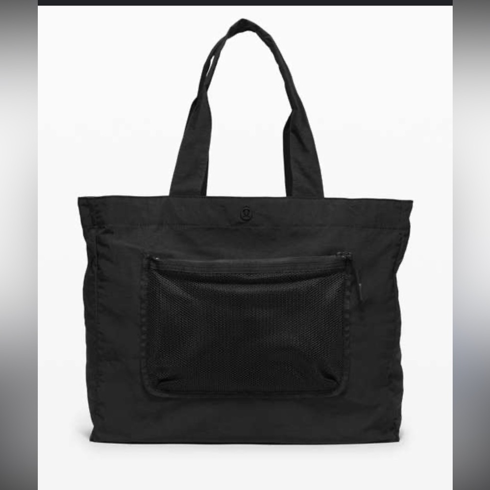 lululemon pack the pocket tote athletica Black Tote Bag